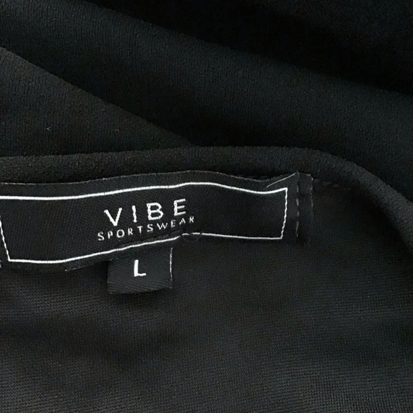 * Vibe Body blouse size large. (Box X ) - Picture 3 of 3